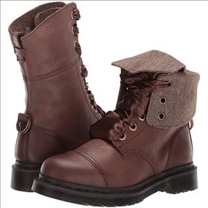 Dr. Martens Women Aimilita Triumph Collection US 9